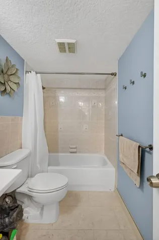 2950 SE Ocean Boulevard Boulevard Stuart FL 34996