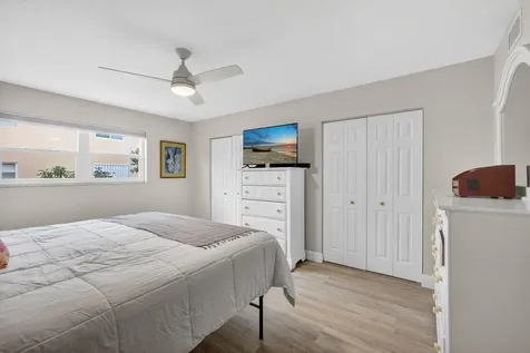 2950 SE Ocean Boulevard Boulevard Stuart FL 34996