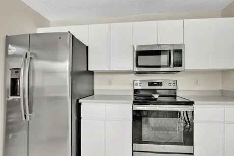105 Sunflower Circle Royal Palm Beach FL 33411