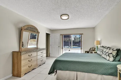 105 Sunflower Circle Royal Palm Beach FL 33411