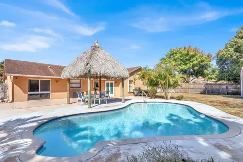 105 Sunflower Circle Royal Palm Beach FL 33411