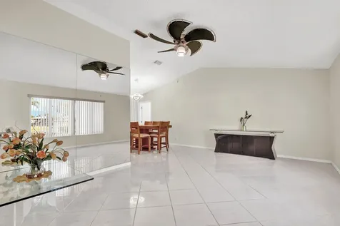 105 Sunflower Circle Royal Palm Beach FL 33411