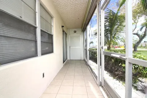 434 Fanshaw K Boca Raton FL 33434