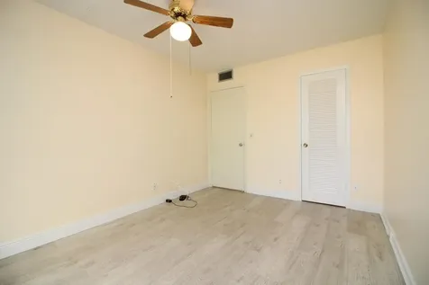 434 Fanshaw K Boca Raton FL 33434