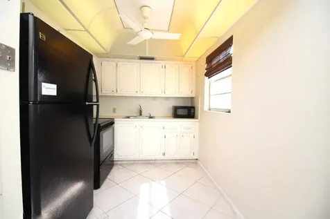 434 Fanshaw K Boca Raton FL 33434