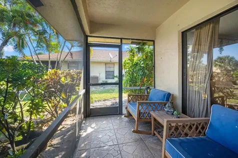 197 SE 1st Circle Boynton Beach FL 33435