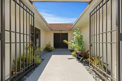 486 NW 1st Street Boca Raton FL 33432