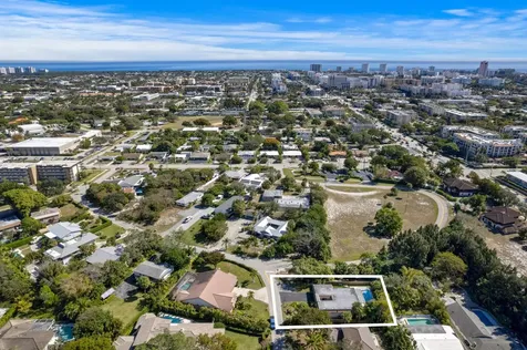 486 NW 1st Street Boca Raton FL 33432