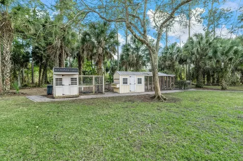 1453 E Road Loxahatchee Groves FL 33470