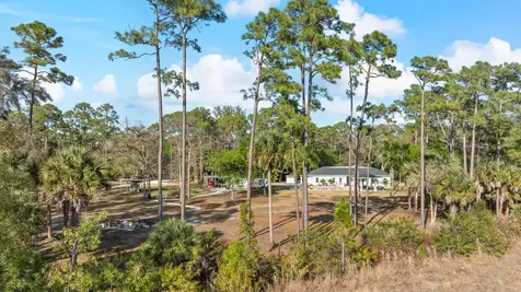 1453 E Road Loxahatchee Groves FL 33470