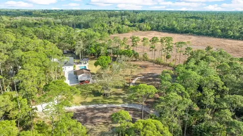 1453 E Road Loxahatchee Groves FL 33470