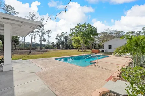 1453 E Road Loxahatchee Groves FL 33470