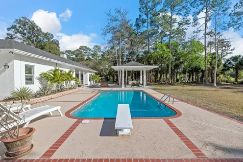 1453 E Road Loxahatchee Groves FL 33470