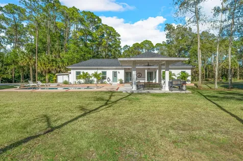1453 E Road Loxahatchee Groves FL 33470