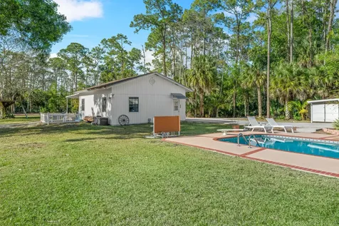 1453 E Road Loxahatchee Groves FL 33470