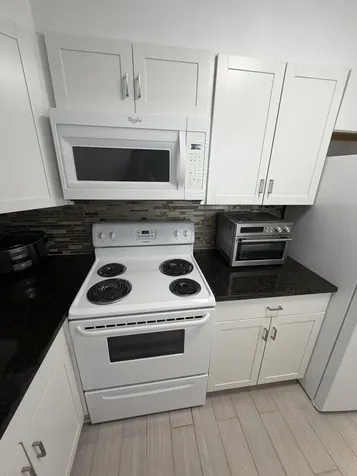 2004 Lake Osborne Drive Lake Worth Beach FL 33461
