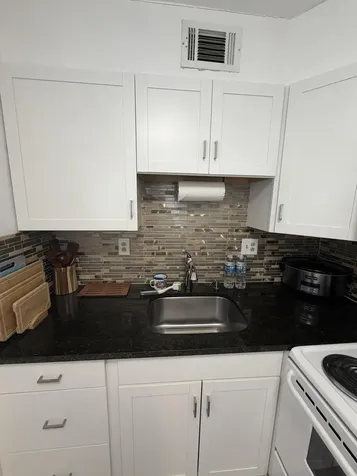 2004 Lake Osborne Drive Lake Worth Beach FL 33461