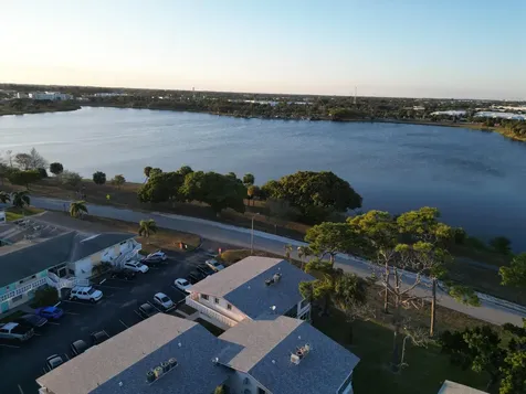 2004 Lake Osborne Drive Lake Worth Beach FL 33461