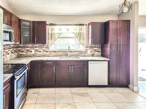 518 Se Oceanspray Terrace Port Saint Lucie FL 34983