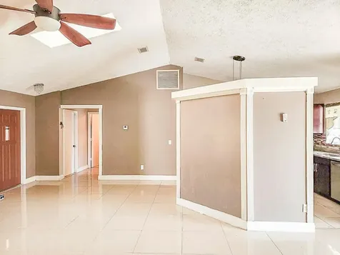 518 Se Oceanspray Terrace Port Saint Lucie FL 34983