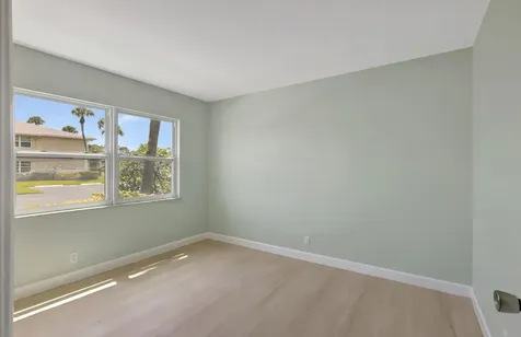 1538 Se Royal Green Circle Port Saint Lucie FL 34952