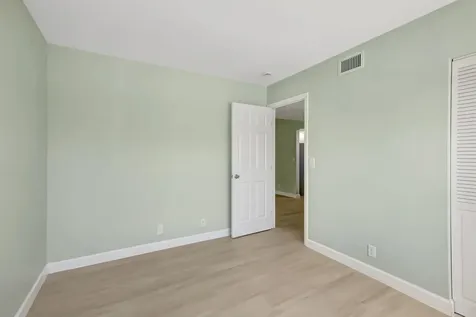 1538 Se Royal Green Circle Port Saint Lucie FL 34952