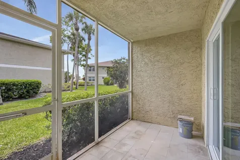 1538 Se Royal Green Circle Port Saint Lucie FL 34952