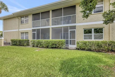 1538 Se Royal Green Circle Port Saint Lucie FL 34952