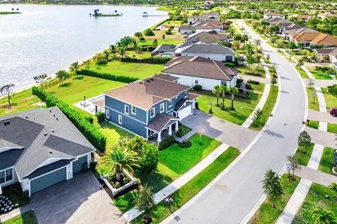 923 Hookline Circle Loxahatchee FL 33470