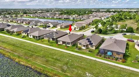 6343 Nw Regent Street Port Saint Lucie FL 34983