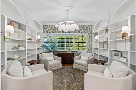 504 Ne 8th Avenue Delray Beach FL 33483