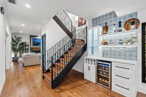 504 Ne 8th Avenue Delray Beach FL 33483