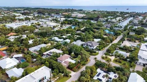504 Ne 8th Avenue Delray Beach FL 33483