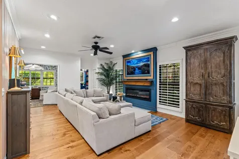 504 Ne 8th Avenue Delray Beach FL 33483