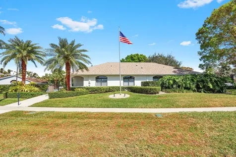 1575 Windship Circle Wellington FL 33414