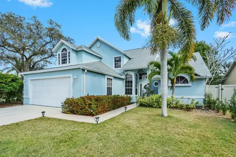 1575 Windship Circle Wellington FL 33414