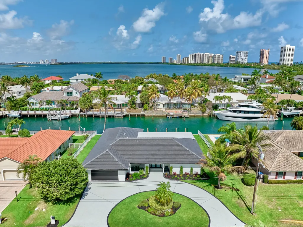 1170 Fairview Lane Singer Island FL 33404