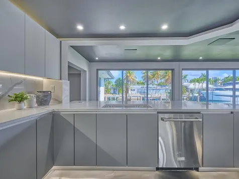 1170 Fairview Lane Singer Island FL 33404