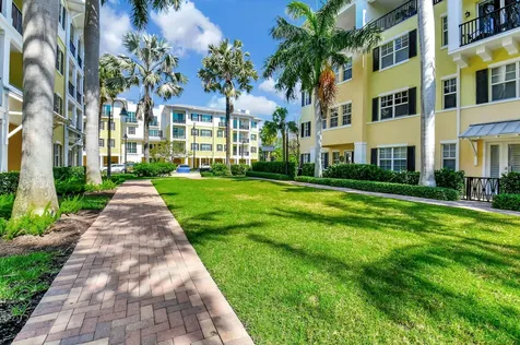 225 S Latitude Circle Delray Beach FL 33483