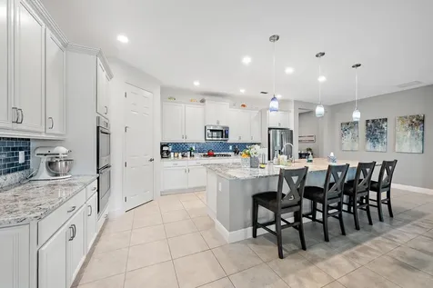 10167 Sw Indian Lilac Trail Port Saint Lucie FL 34987