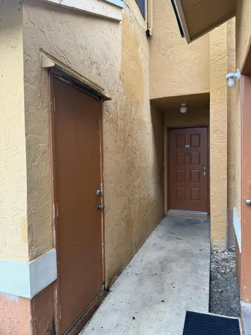 2541 Nw 56th Avenue Lauderhill FL 33313
