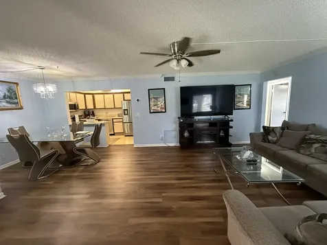 301 Pine Ridge Circle Greenacres FL 33463