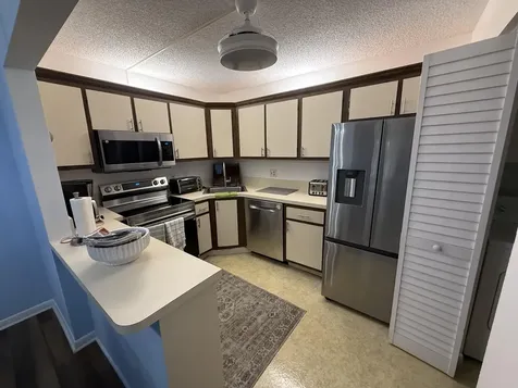 301 Pine Ridge Circle Greenacres FL 33463