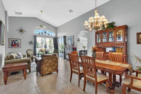 132 Nw Berkeley Avenue Port Saint Lucie FL 34986