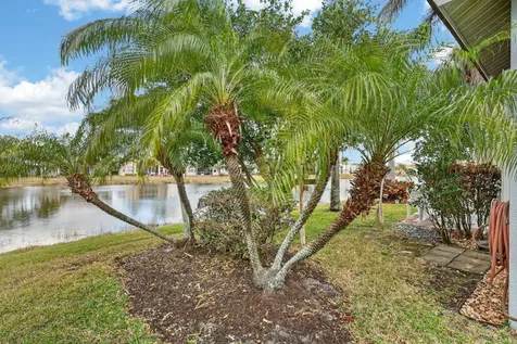 132 Nw Berkeley Avenue Port Saint Lucie FL 34986