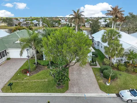 132 Nw Berkeley Avenue Port Saint Lucie FL 34986