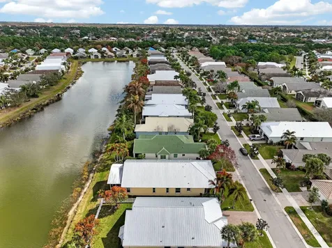 132 Nw Berkeley Avenue Port Saint Lucie FL 34986