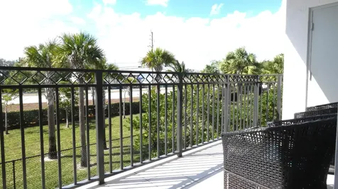 9052 Gulf Run Way Lake Worth FL 33467