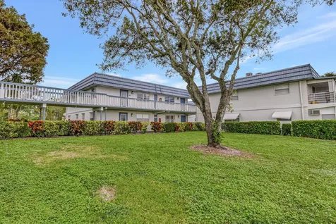139 Tuscany B Delray Beach FL 33446