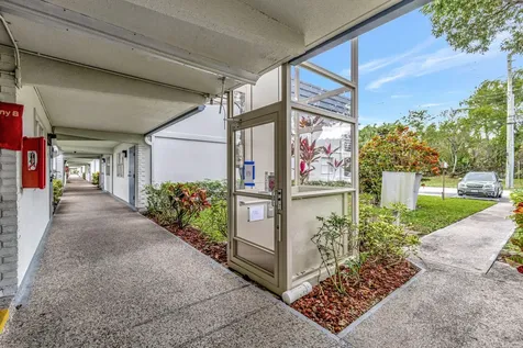 139 Tuscany B Delray Beach FL 33446
